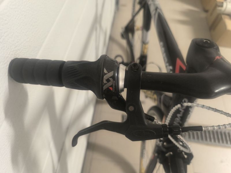 Cérvelo s rovnými řídítky 5,6kg včetně pedálů