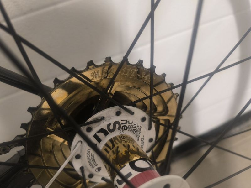 Cérvelo s rovnými řídítky 5,6kg včetně pedálů