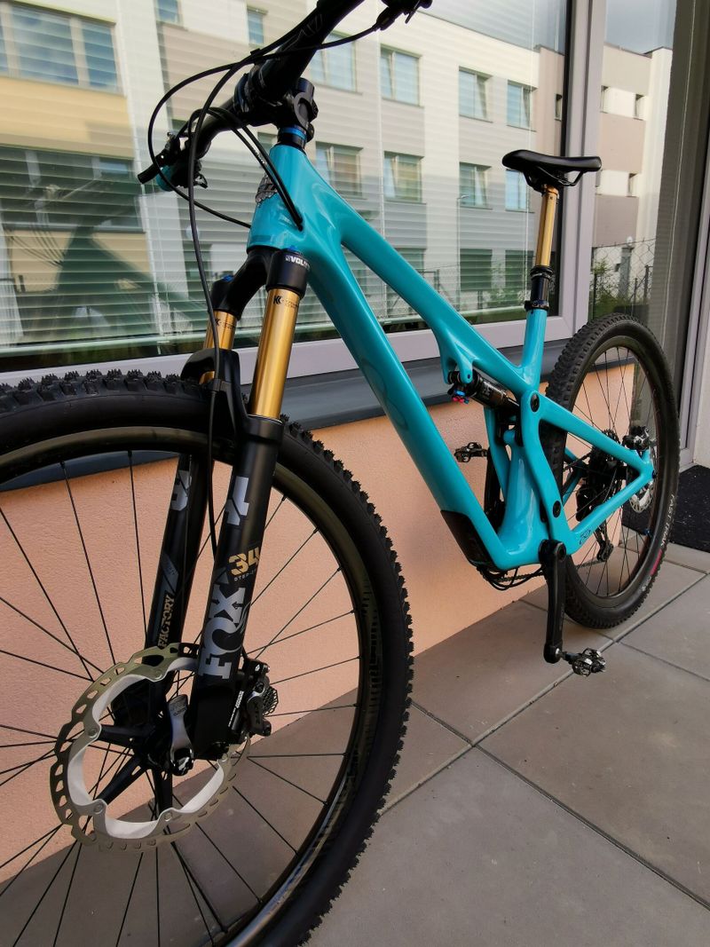 YETI SB100 TURQ! - Absolutně TOP: XTR kompl, Reynolds Carbon, Fox kashima, RaceFace Carbon..Top stav