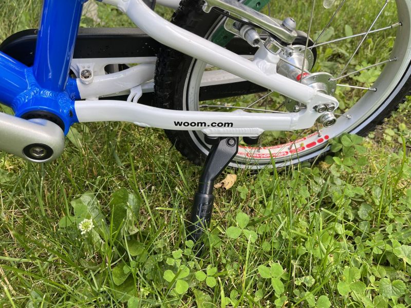 🚲💜 WOOM 2 – dětské kolo 14" – limitovaná barevná edice + příslušenství