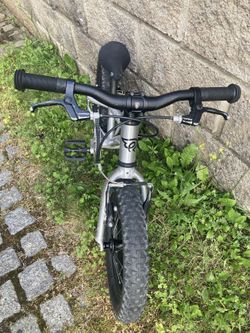 EARLY RIDER SEEKER 14