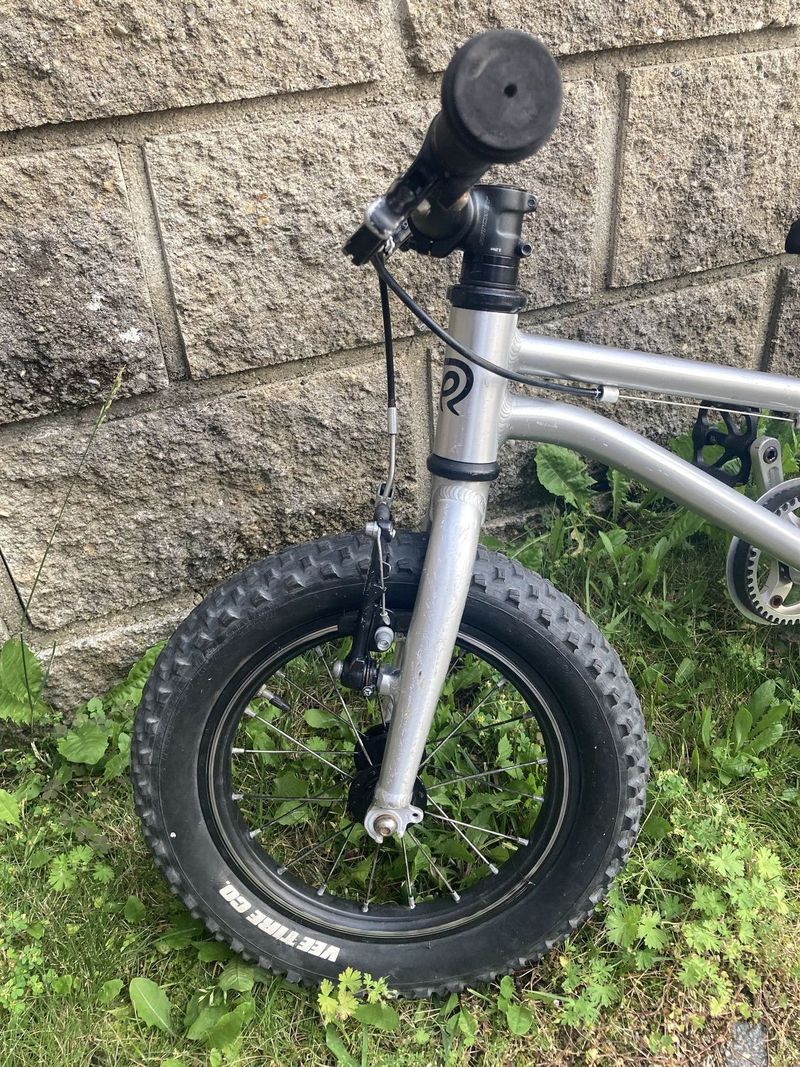 EARLY RIDER SEEKER 14