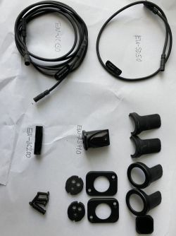 SHIMANO Di2: port RS910, Y-kabel JC130MM, kabel SD50, spojka JC200