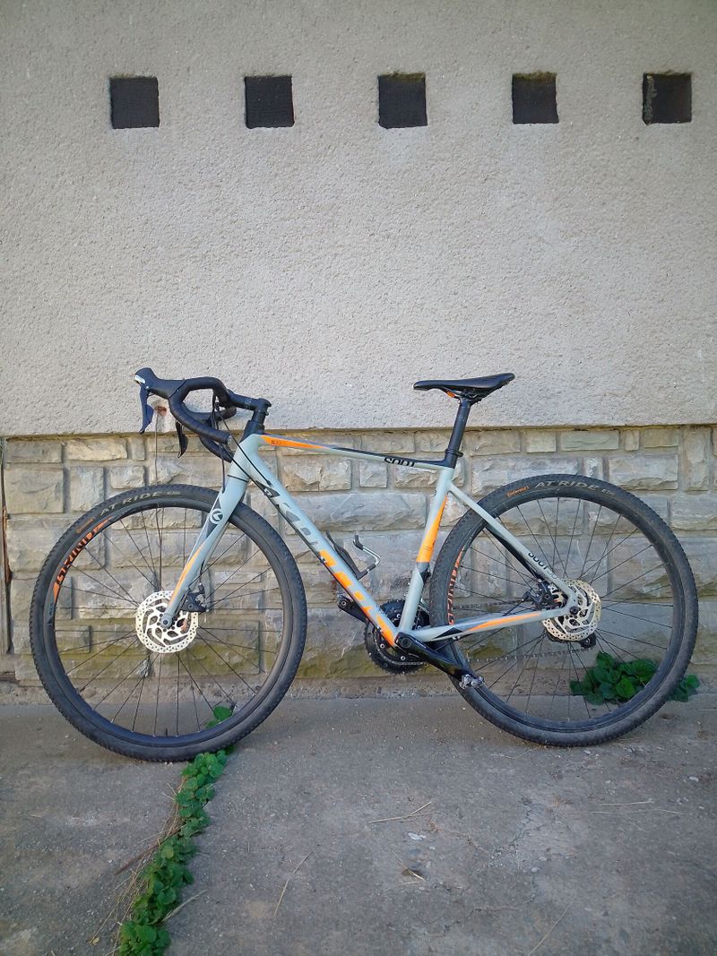 Kellys Soot 30 shimano 105