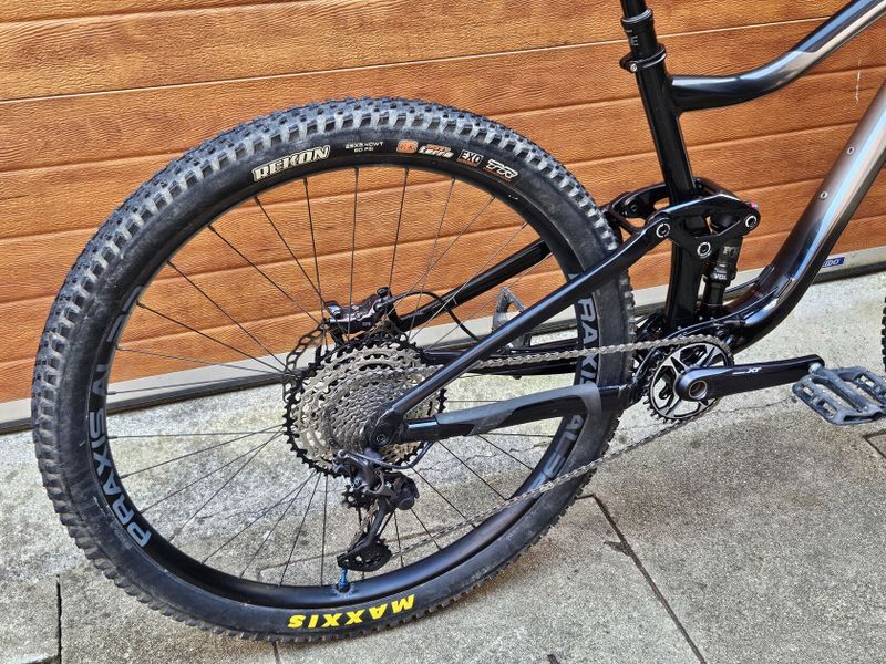 Prodám Giant Trance 29 1