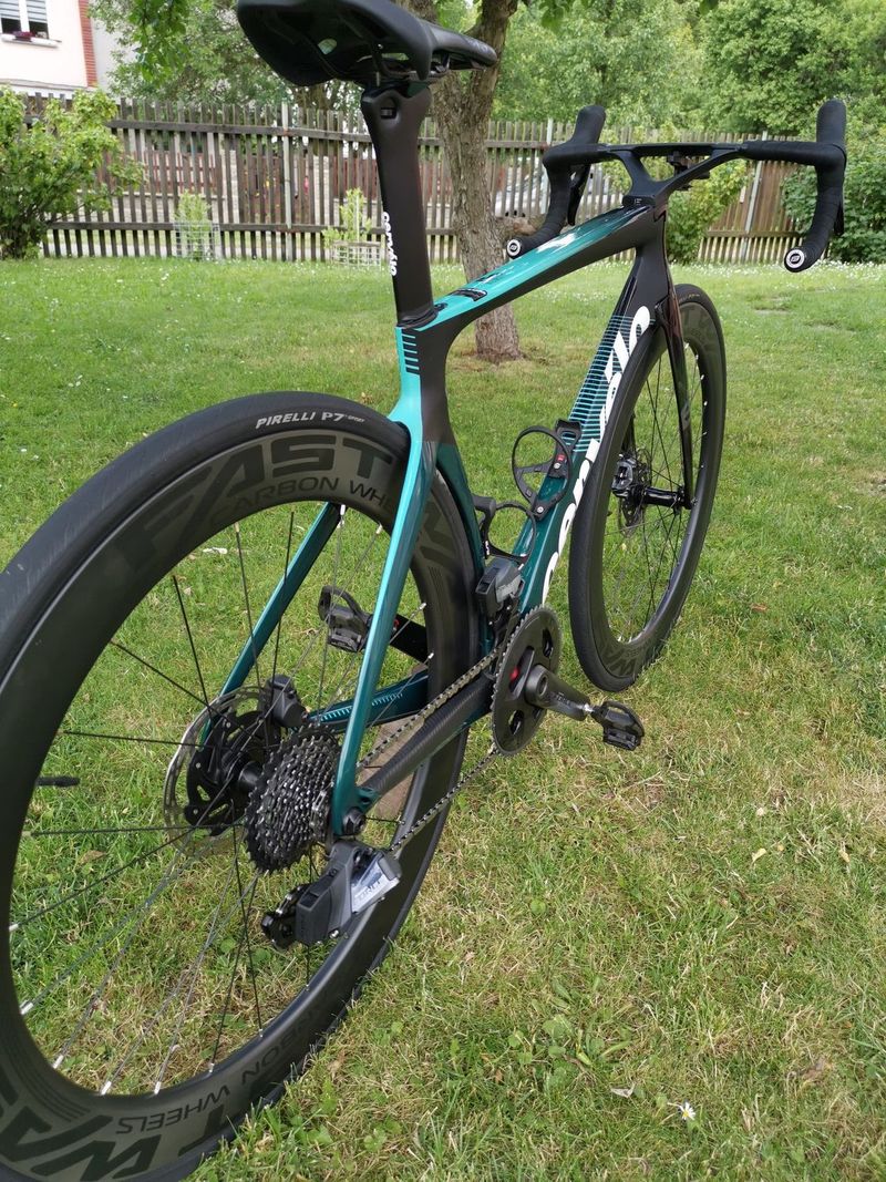 Prodám silniční závodní kolo CERVÉLO S5