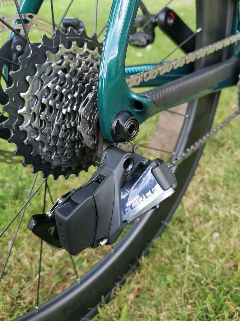 Prodám silniční závodní kolo CERVÉLO S5
