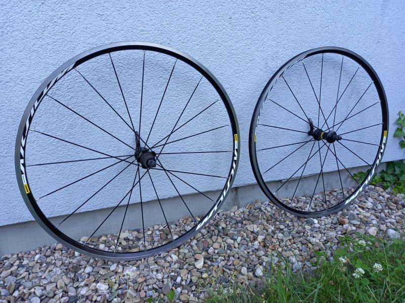 Mavic Aksium 