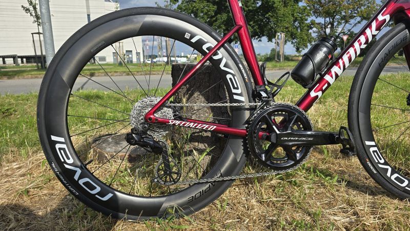 Kola Roval Rapide CLX 2 51/60mm(Keramicka loziska)