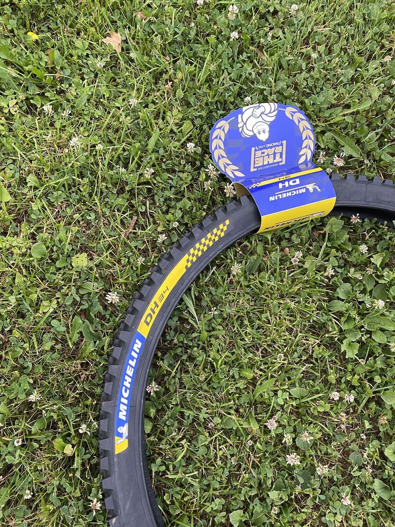 Nové pláště Michelin a WTB