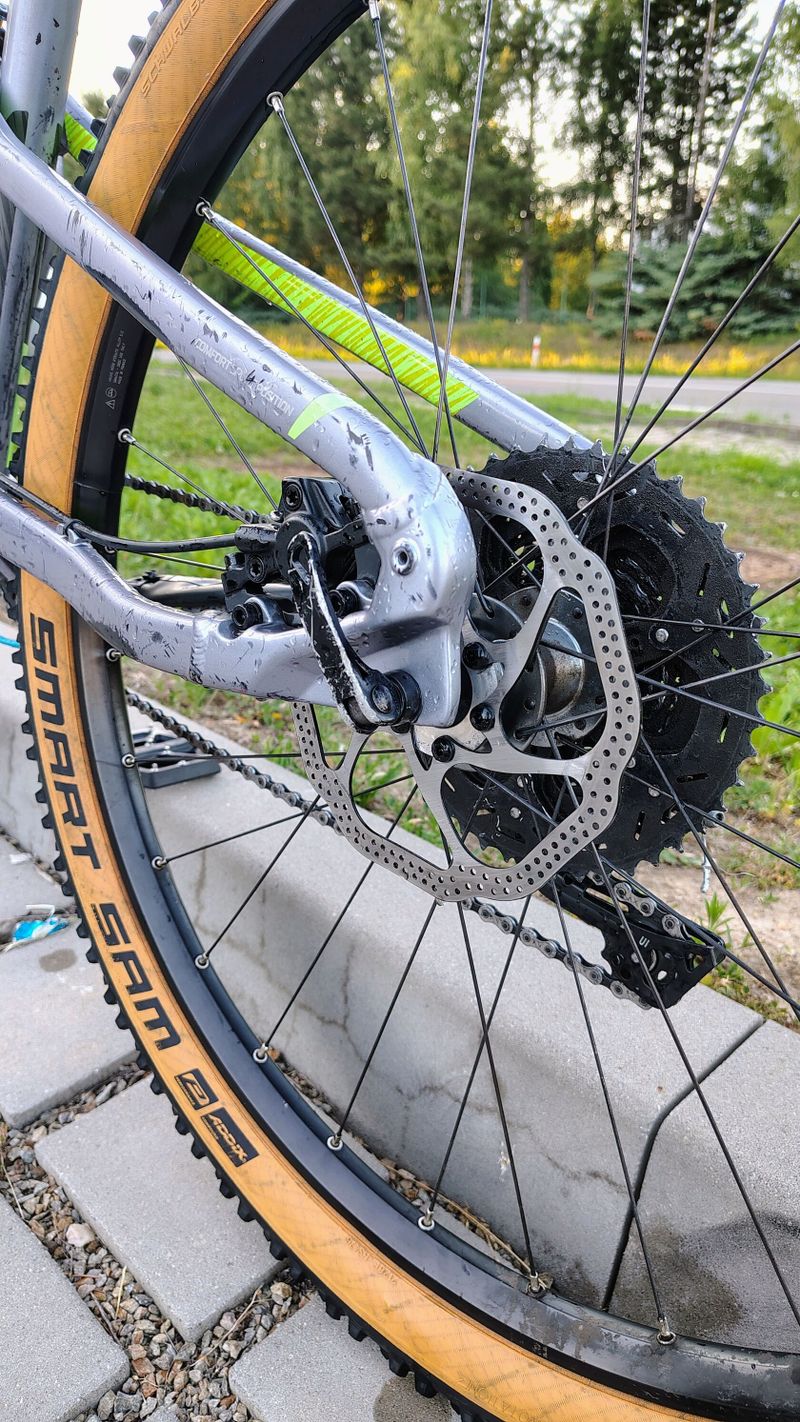 Rockrider ST900s číst celé!!!