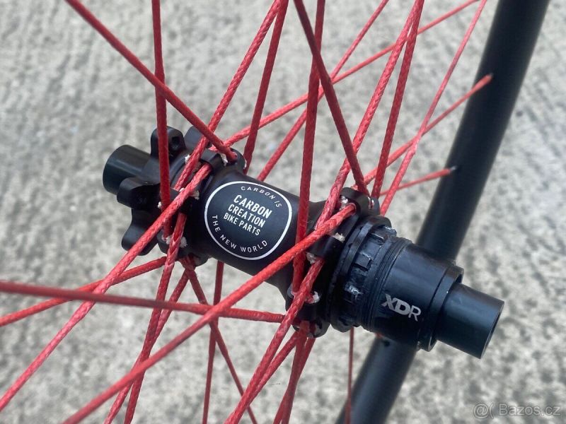 Karbonová kola 1150g, berd spokes, kotouče
