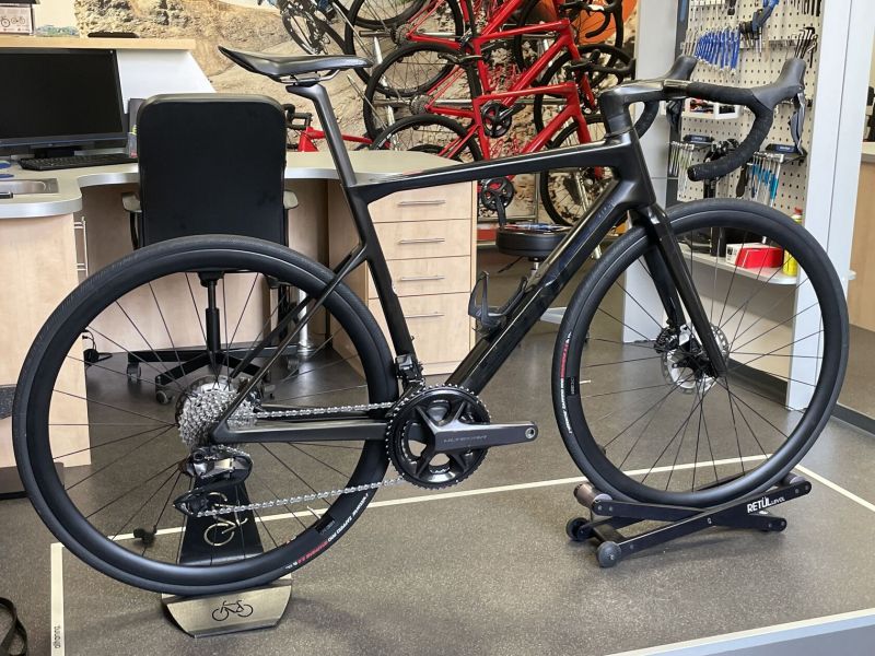 BMC Teammachine SLR01, Ultegra Di2 12 speed – velikost 51, 54 TOP stav!