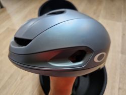 Kompletně nová helma Oakley ARO7 LITE MISP námořnická modř (M) 
