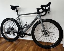 Canyon Ultimate CF eTap