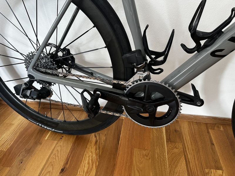 Canyon Ultimate CF eTap