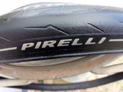 PIRELLI pláště
