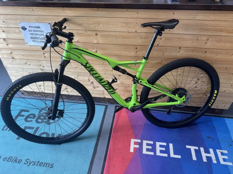Epic od Specialized cerstve po servisu, s bezdusaky