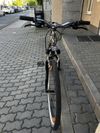 GT Nomad – pohodlné trekové kolo, rám 15", Shimano Acera