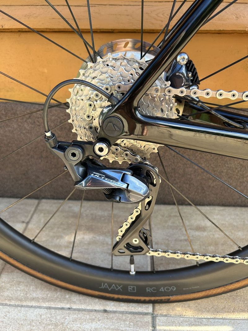Canyon Ultimate CF SL - Ultegra, karbonová kola - vel. M