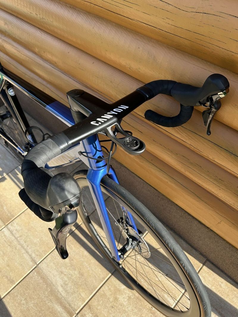 Canyon Ultimate CF SL - Ultegra, karbonová kola - vel. M
