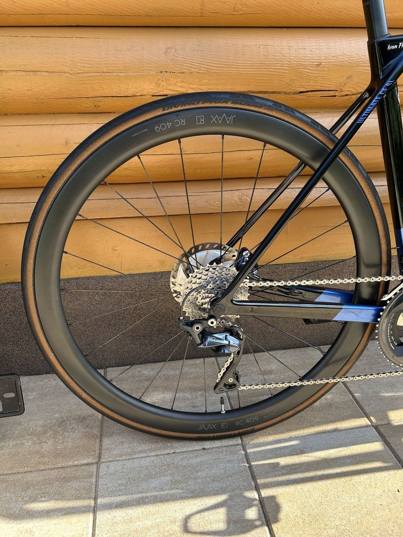 Canyon Ultimate CF SL - Ultegra, karbonová kola - vel. M