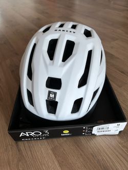 Oakley ARO3 Allroad
