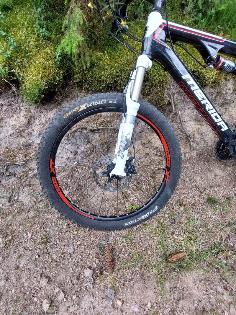 Celoodpružené karbonové kolo Merida Ninety Nine vel. L