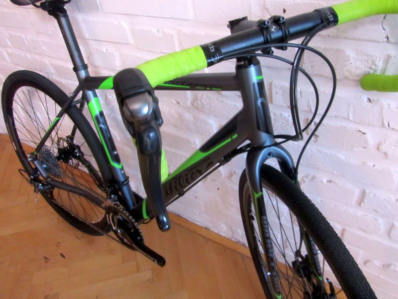 WILLIER MONTEGRAPPA na Shimano TIAGRA, 56 cm. STAV NOVÉHO KOLA