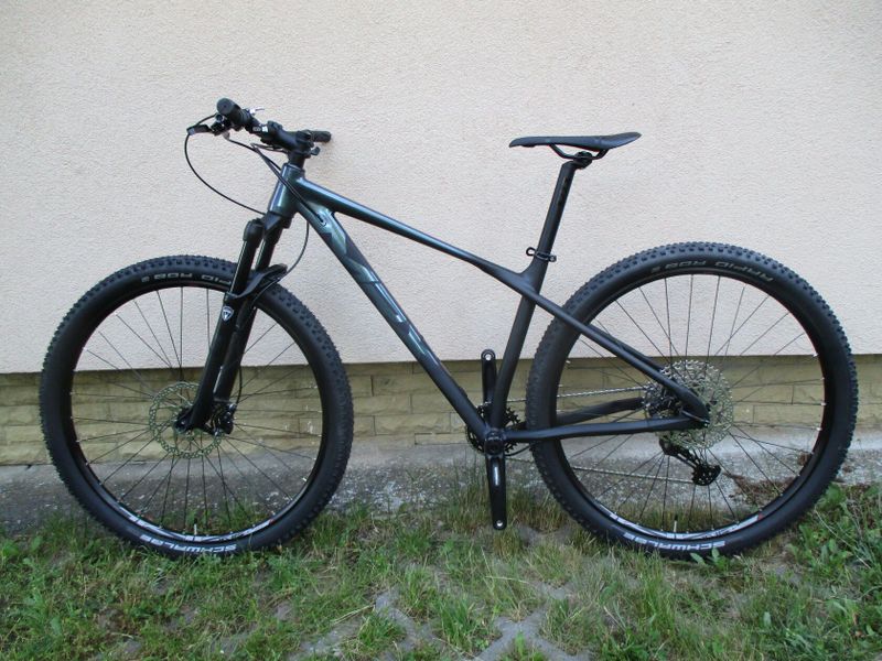 Nové 29"kolo na rámu MRX ER25 chameleon 17,5", Deore1x12, vzduch. vidlice Manitou Markhor, pevné osy