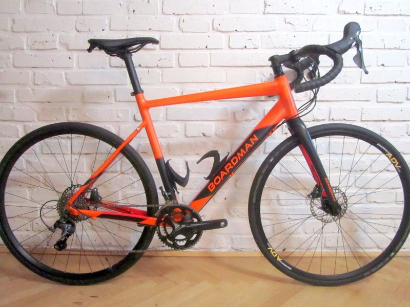 BOARDMAN ADV 8.9 na Shimano TIAGRA, 56cm. super stav