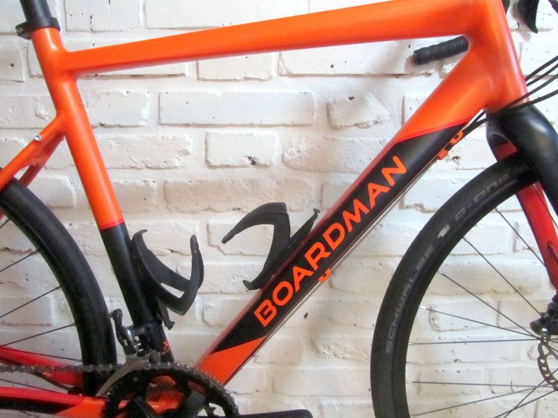 BOARDMAN ADV 8.9 na Shimano TIAGRA, 56cm. super stav