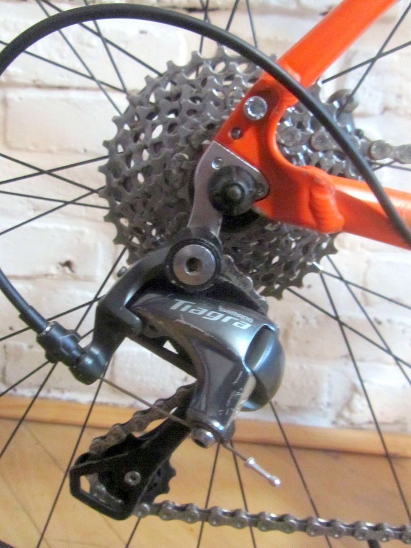 BOARDMAN ADV 8.9 na Shimano TIAGRA, 56cm. super stav