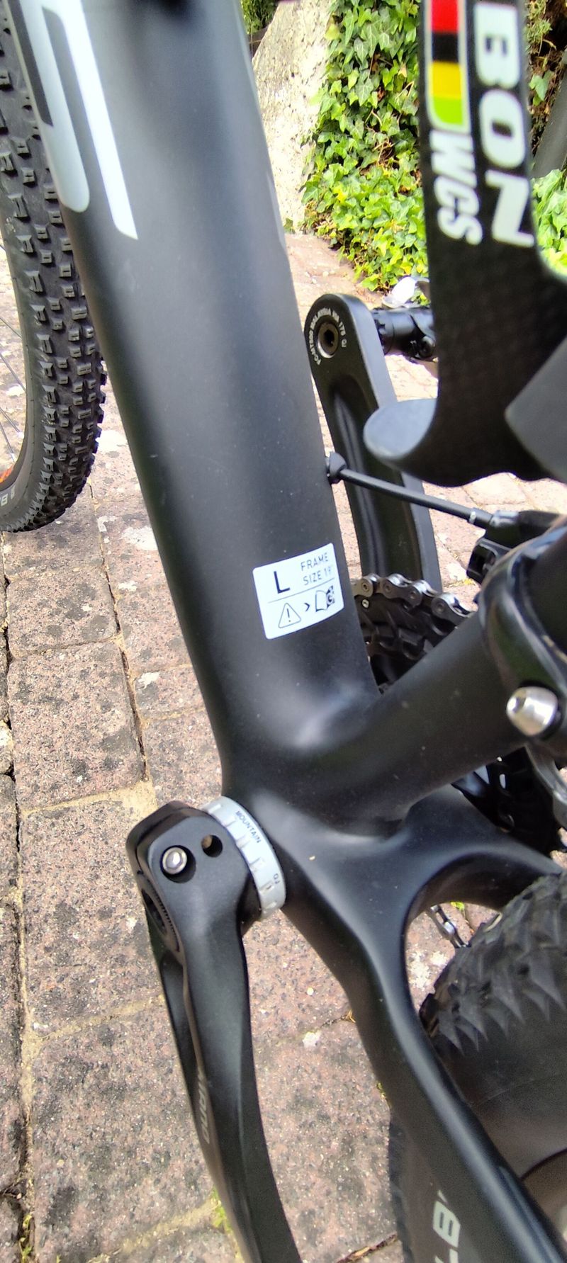 Prodám horské kolo Kross Level 10 Karbon 2020