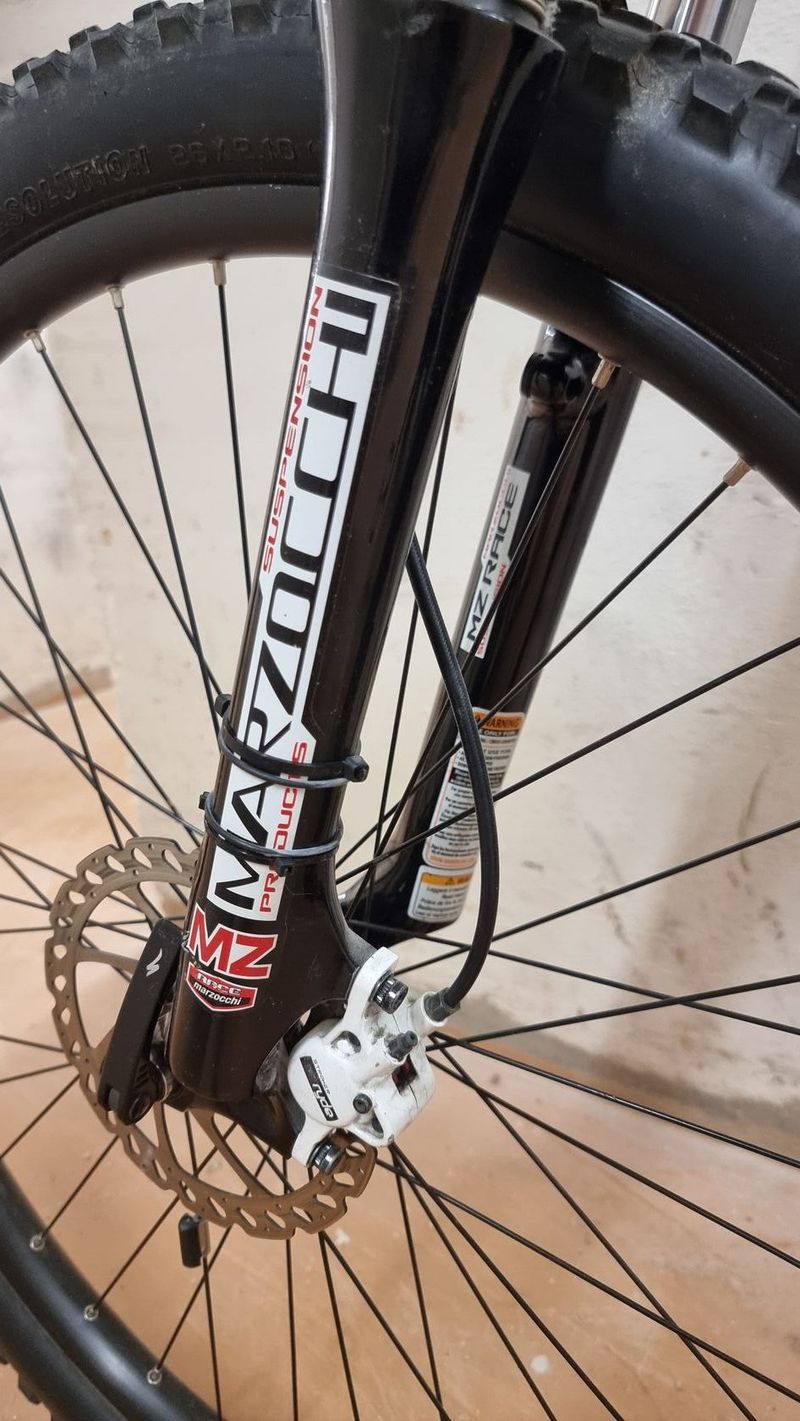 Dámské, Specialized Hardrock pro