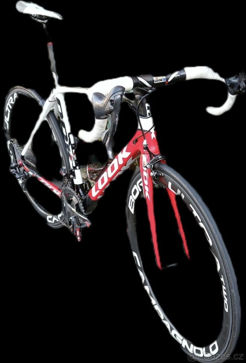 Na míru stavěny Look 695, Campagnolo Record, váha 6,8kg