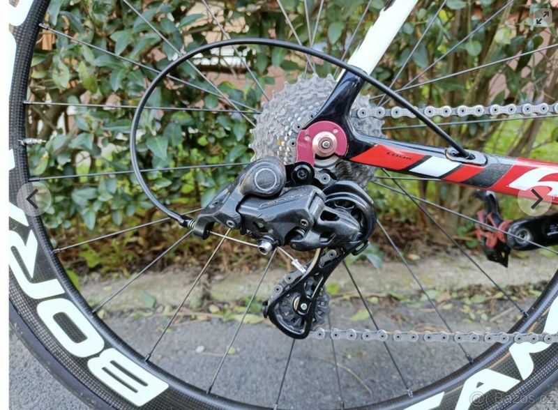 Na míru stavěny Look 695, Campagnolo Record, váha 6,8kg