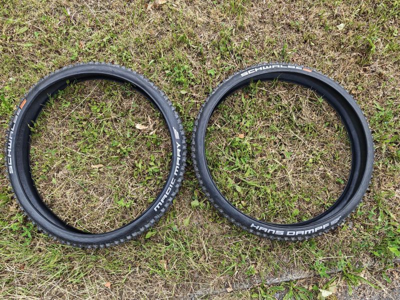 Prodám pláště na kolo Schwalbe Magic Mary + Hans Dampf (nové)