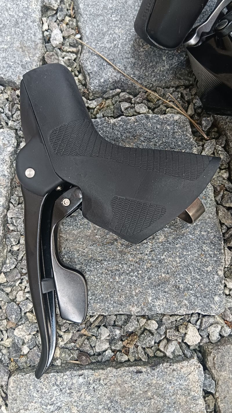 gravel sada SRAM 1x11 přehazovačka SRAM Rival 11 Type 3.0 a páky SRAM APEX HydroR