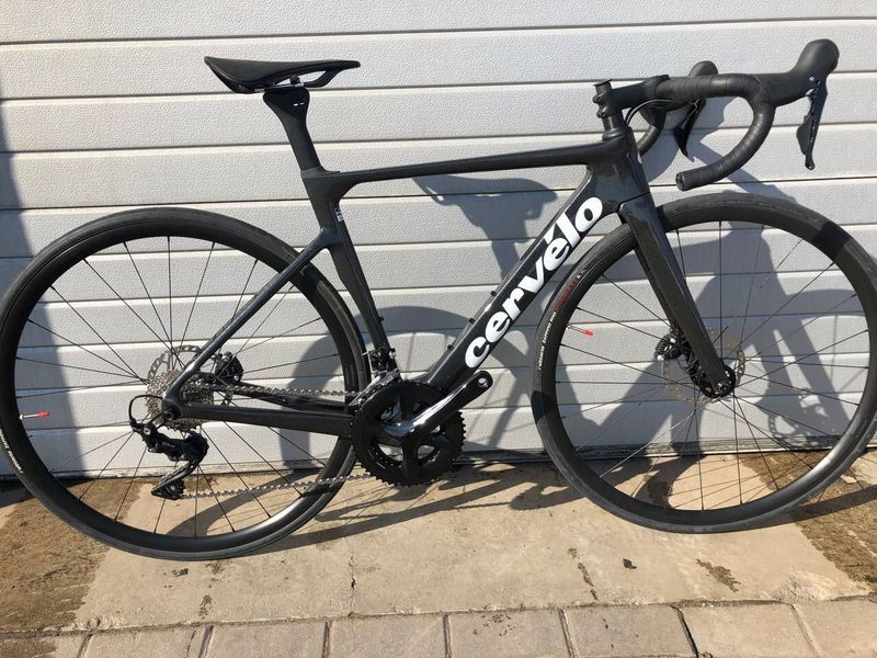 Bianchi Sprint 105 Di2 Cervelo Soloist