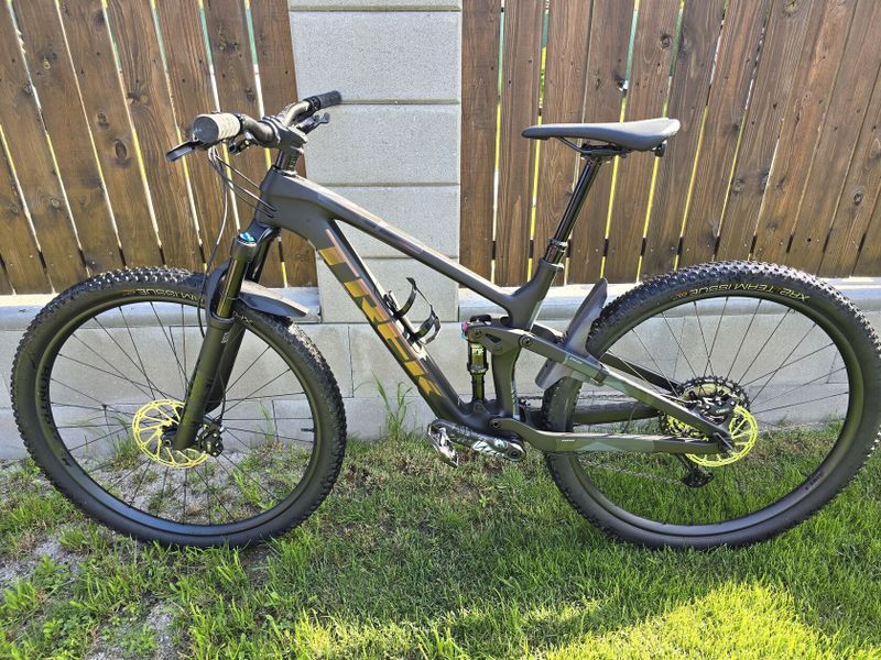Trek top fuel 9.7 matte raw carbon, M