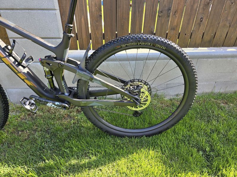 Trek top fuel 9.7 matte raw carbon, M