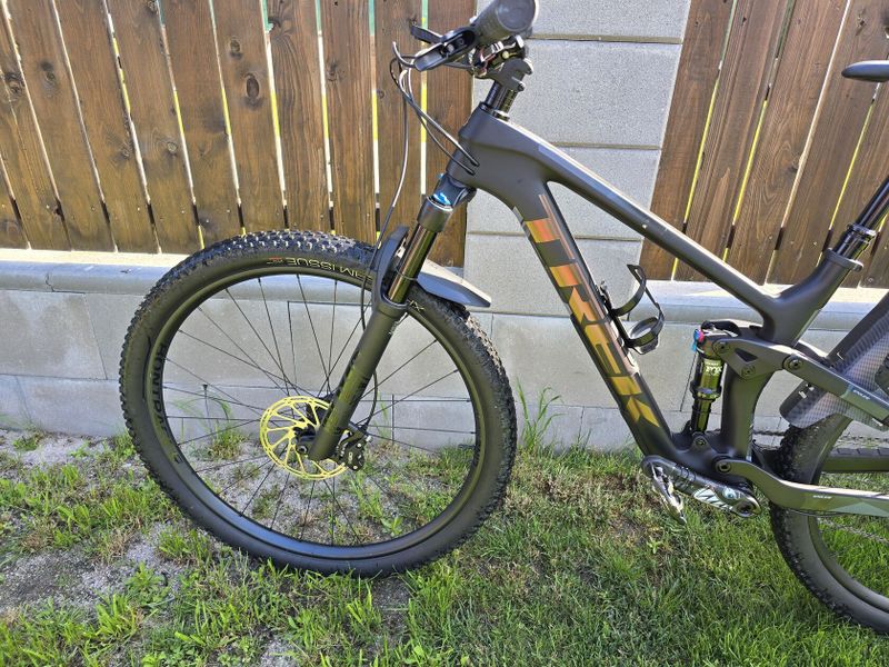 Trek top fuel 9.7 matte raw carbon, M