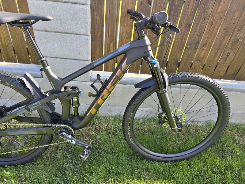 Trek top fuel 9.7 matte raw carbon, M