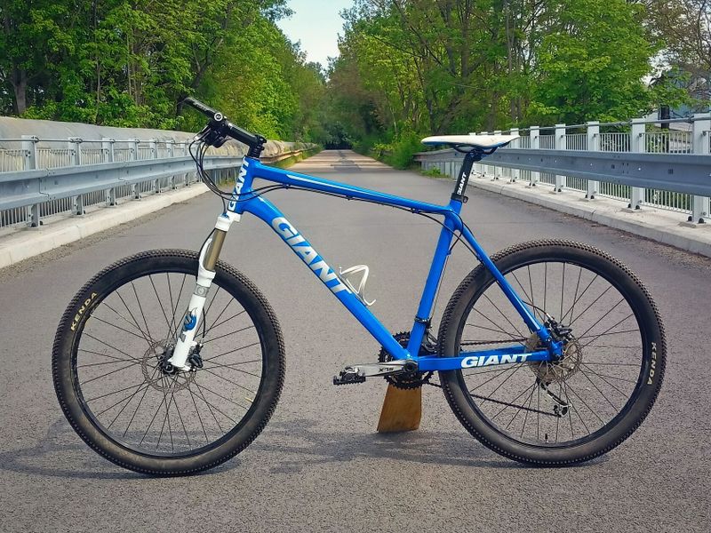 Horské kolo Giant XTC polocarbon 