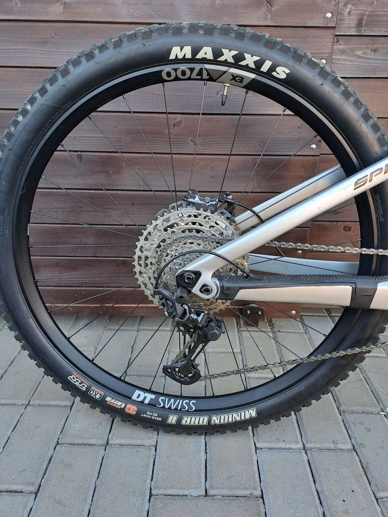 Zánovní v top stavu enduro Lapierre Spicy 7.9 / velikost M - 29er / Öhlins / Shimano XT / DtSwiss350