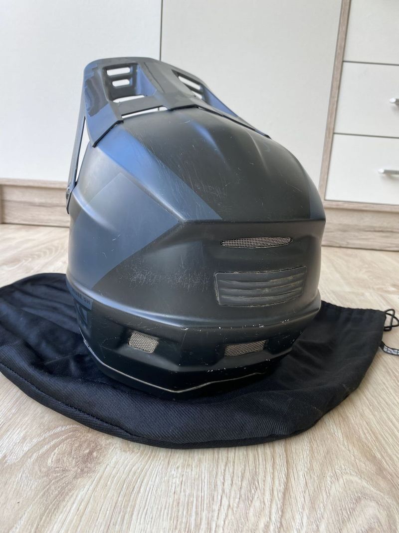 Integrální helma IXS Xult DH