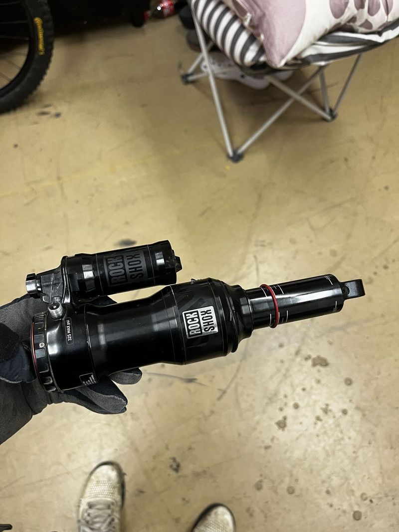 Rock Shox Super Deluxe Ultimate, MegNeg UPGRADE