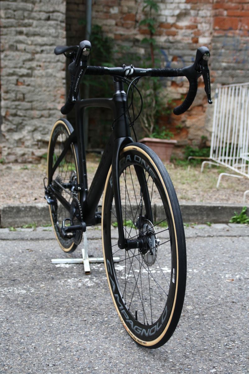 Pinarello Prince Disk vel. 54 | Shimano Ultegra R8100 | Campagnolo Bora One 50 | stav NOVÉHO kola