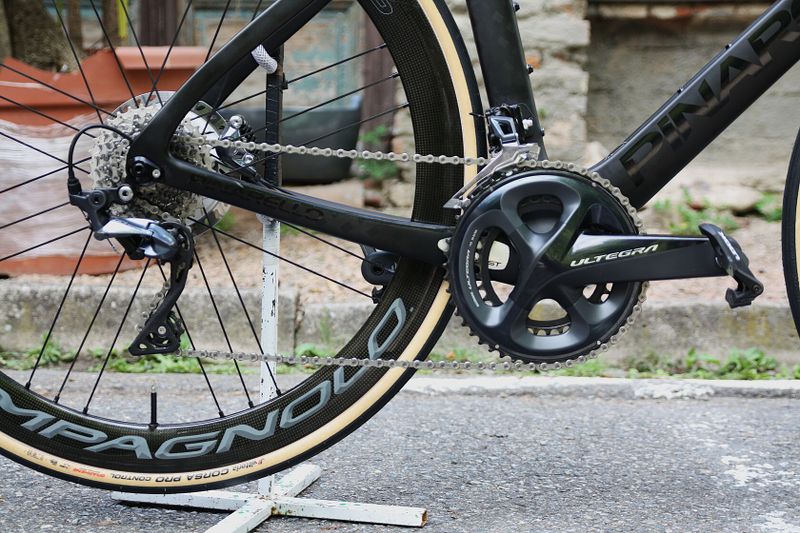 Pinarello Prince Disk vel. 54 | Shimano Ultegra R8100 | Campagnolo Bora One 50 | stav NOVÉHO kola